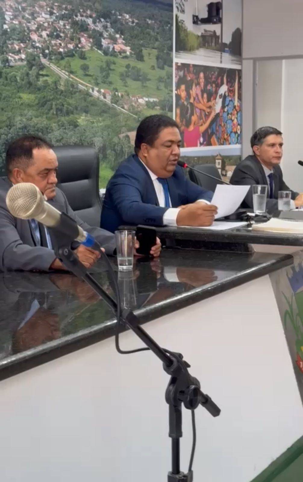 Prefeita Francieli  tem contas de 2023 aprovadas pela Câmara de Leverger 