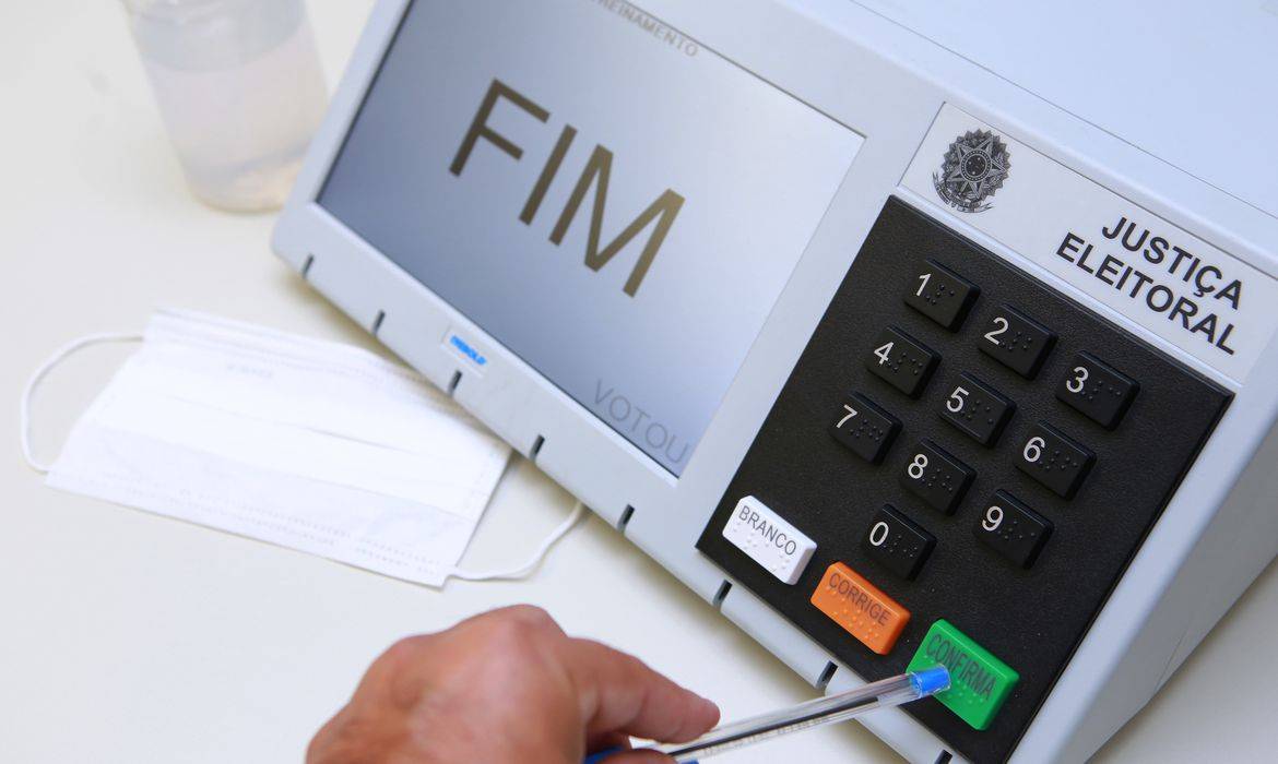 Nove cidades de MT estão entre as suspeitas de transferência em massa de títulos de eleitores