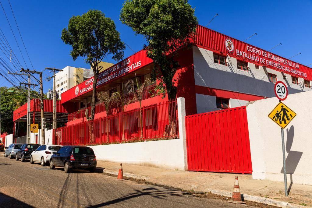 Corpo de Bombeiros promove troca de comando do Batalhão de Emergências Ambientais