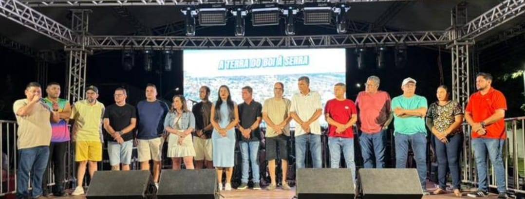 Prefeita Francieli e presidente Rafael Lima abrem o maior carnaval da Baixada Cuiabana com muita cultura e tradição;<VIDEO>