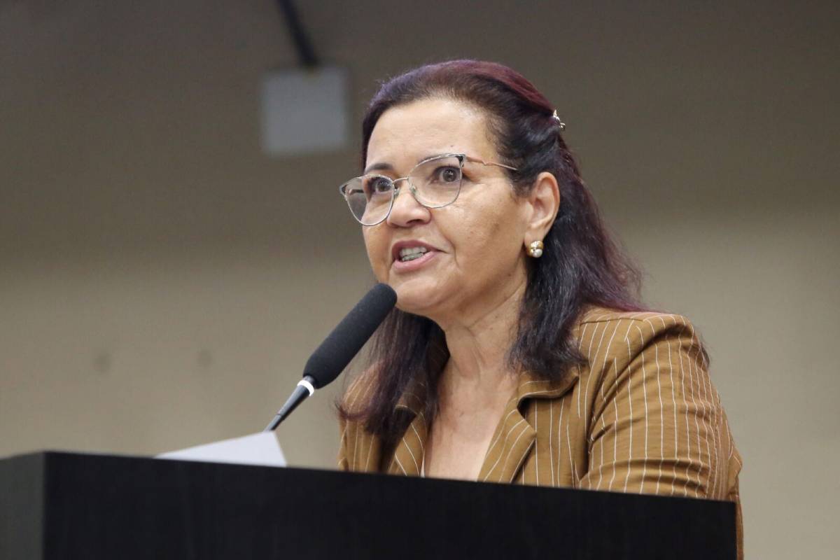 Deputada Marildes apresenta projeto para colocar tornozeleira em agressores denunciados e condenados por violência contra mulheres