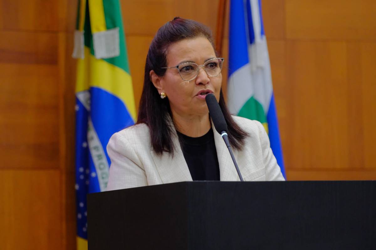 Deputada Marildes cobra solução de deputados, Governo e Prefeitura de Rondonópolis para atraso de salário da Santa Casa do município