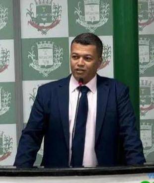 Vereador Osvaldinho solicita mais rondas da PM para prevenir furtos no Distrito de Varginha;<VIDEO>