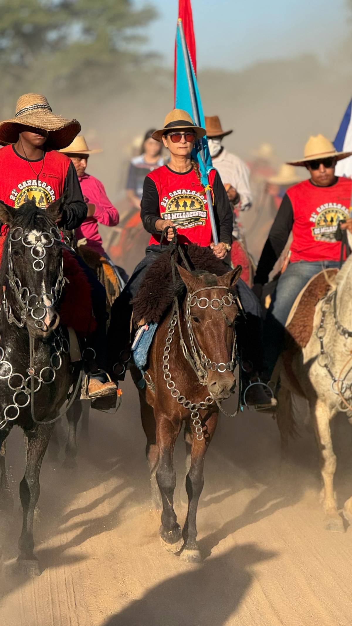 Prefeita Margareth comemora recorde de público da Cavalgada 