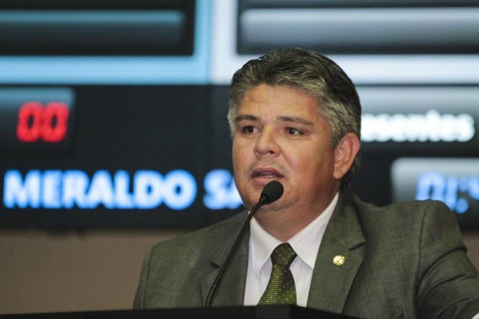 Justiça extingue processo de improbidade após quitação integral de dívida por ex-secretário