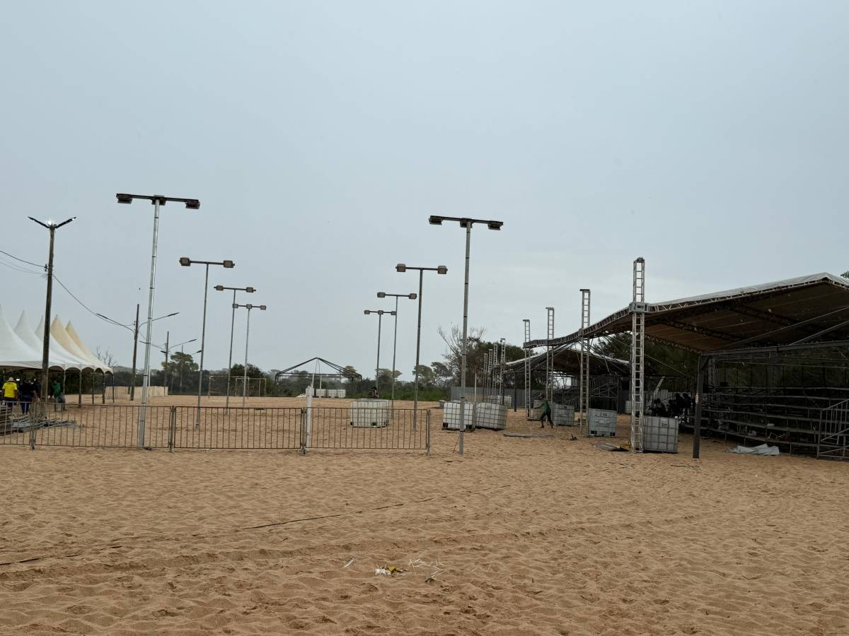 Arena Esporte em Cáceres movimenta população com atividades esportivas