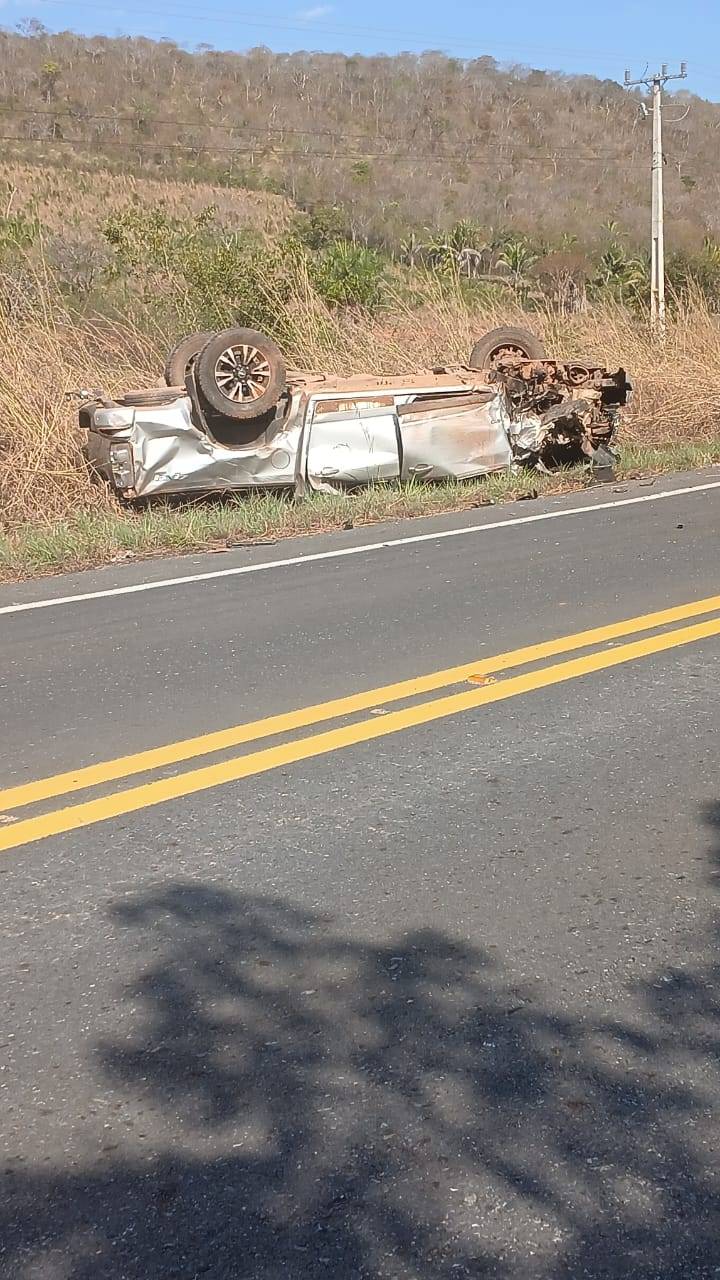 Prefeita Margareth e assessores sofrem acidente em rodovia no Pantanal e são transferidos para Cuiabá. Um motorista morreu; VEJA FOTOS