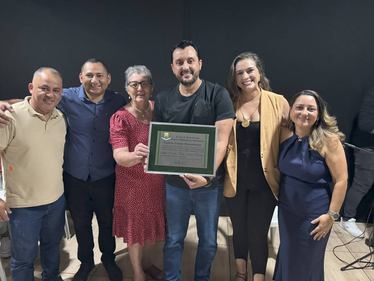 Diamantino concede título de Cidadão ao secretário Allan Kardec