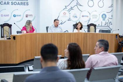 Comissão discute atualização dos limites de distritos