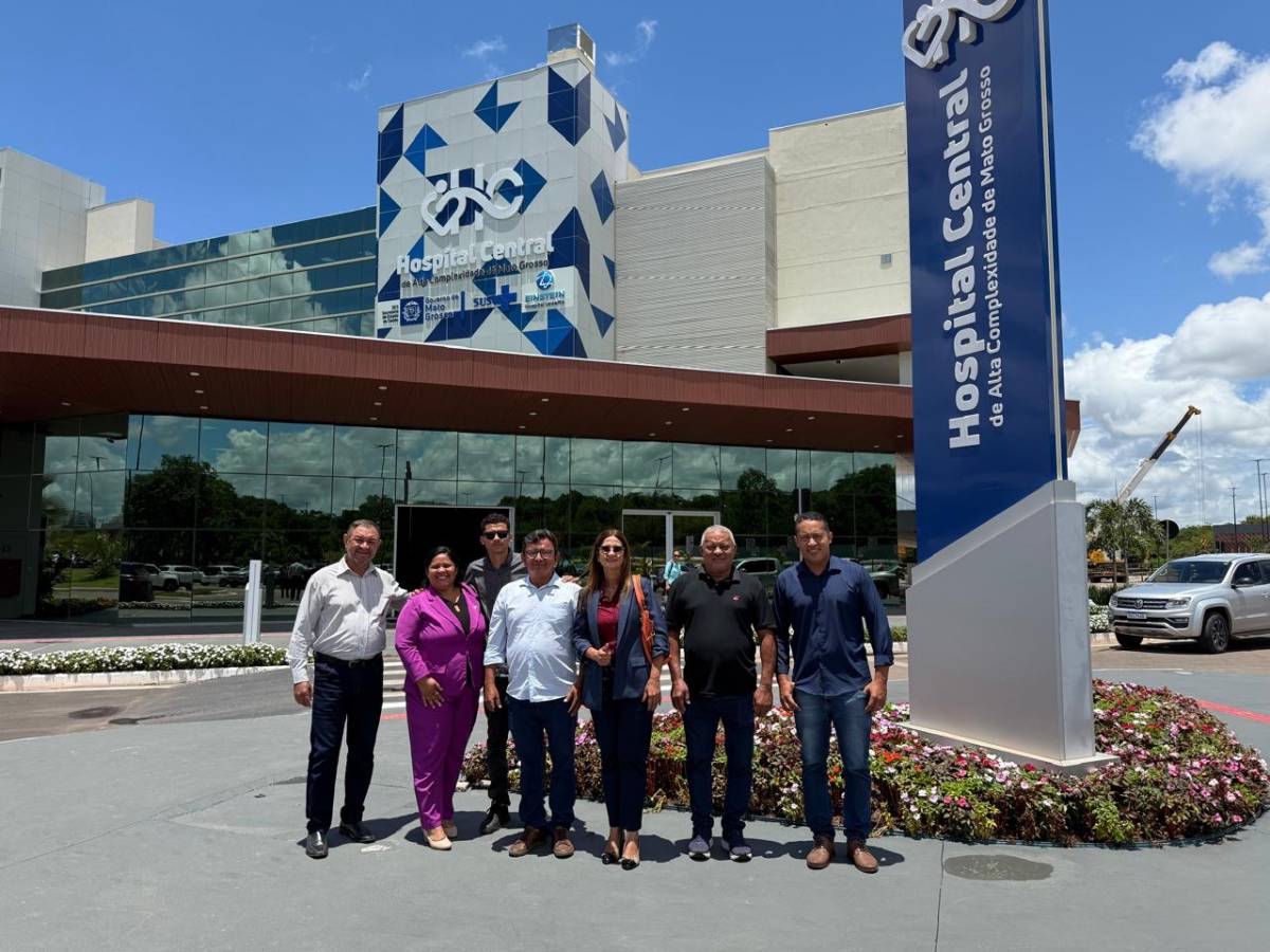 Prefeita Margareth lidera visita institucional ao novo Hospital Central de MT ao lado de vereadores de Barão <span class=