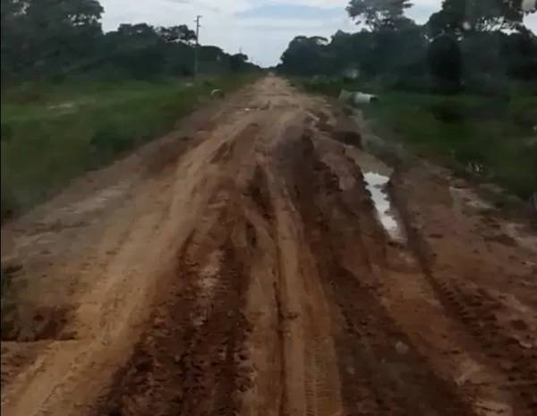 Prefeitura de Barão de Melgaço aguarda fim das chuvas para retomar obras na estrada de São Pedro de Joselândia