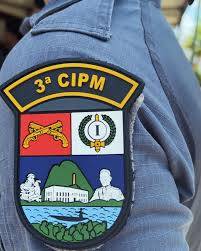 PM captura foragido com mandado em aberto na principal avenida da comunidade de Varginha