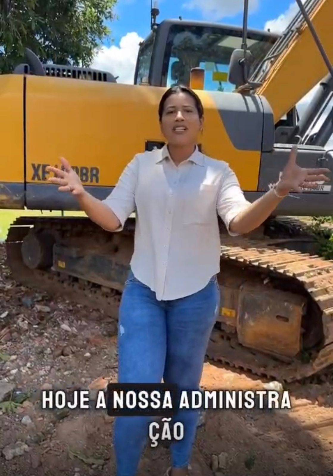 Prefeita Francieli acompanha demolição de antiga escola para dar lugar a novos prédios de assistência social em Leverger <VIDEO>
