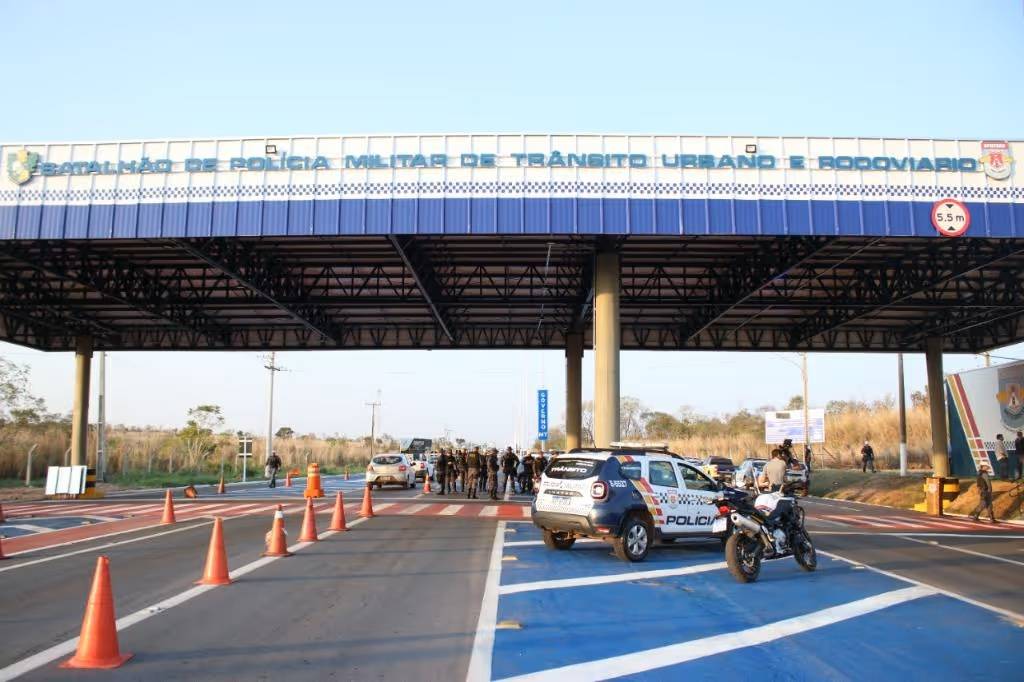Batalhão de Trânsito intensifica policiamento nas rodovias da Baixada Cuiabana no feriado