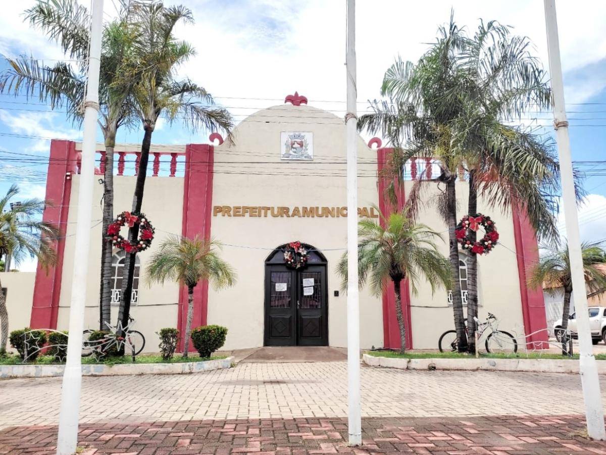 Servidora, secretário e PM são alvos de operação por desvio de recursos públicos