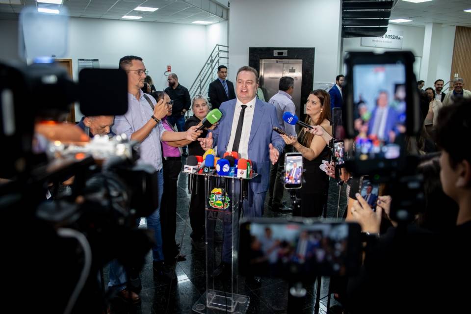 Max volta atrás e vai apresentar novo projeto retirando hospital de Santo Antônio e vinculando a Cuiabá