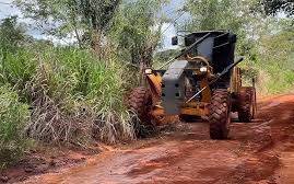 Idoso de 71 anos denuncia ameaça com arma de fogo durante trabalho de manutenção em estrada rural de Leverger
