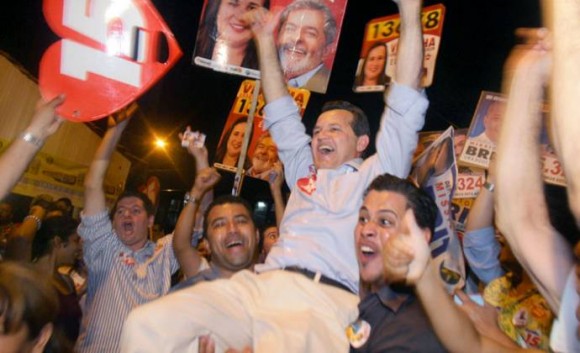 Silval Barbosa vence no primeiro turno com 51% dos votos