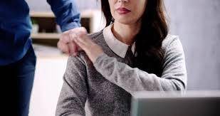 Secretário Adjunto de Estado é indiciado por importunação sexual