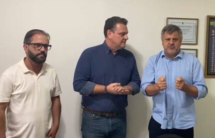 Ex-vice, Stopa vira assessor de gabinete de senador de MT com salário de R$ 12 mil