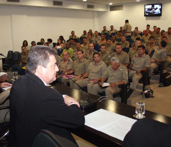 Divulgada lista dos candidatos convocados para teste físicos 
