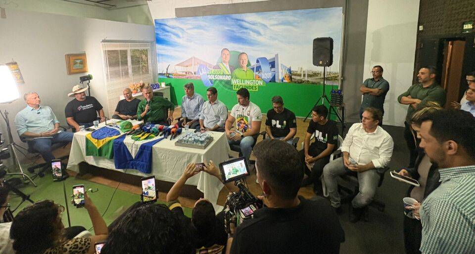 Maioria dos prefeitos do PL não comparece à convenção de Wellington Fagundes; saiba quem faltou