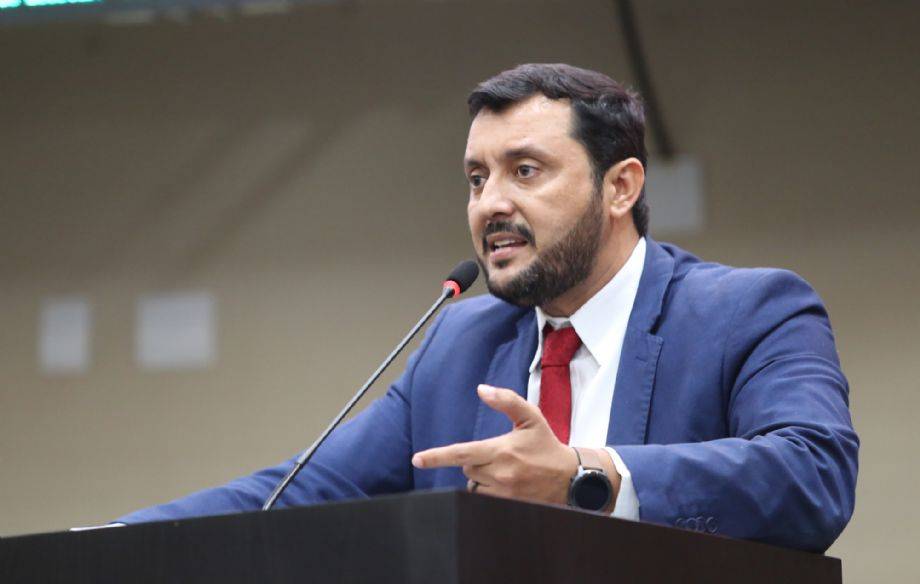  Professor Allan Kardec revoluciona ciência, tecnologia e educação profissional em Mato Grosso