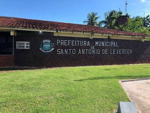 Santo Antônio de Leverger decreta emergência após fogo atingir comunidades, fazenda da UFMT e Parque das Águas Quentes