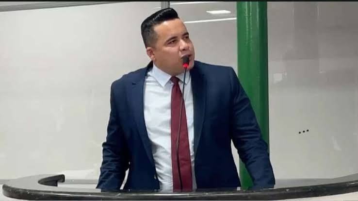 Rafael Lima apresenta três projetos de lei voltados à saúde, habitação e assistência à pessoa idosa em Leverger;<VIDEO>