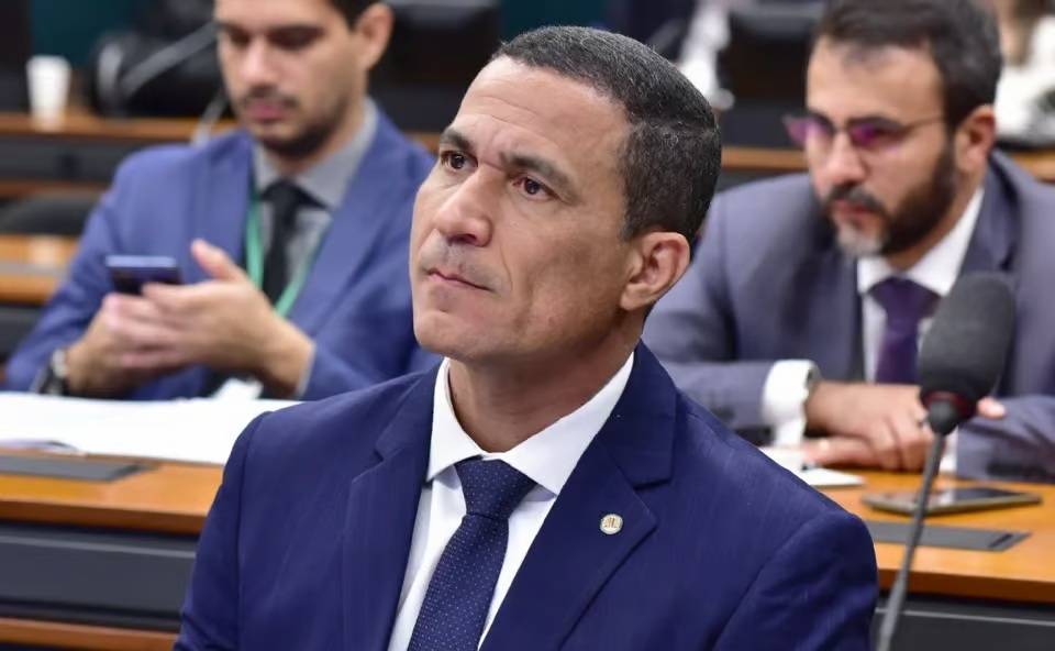 Coronel Assis diz ter votos para aprovar redução da maioridade penal na Câmara