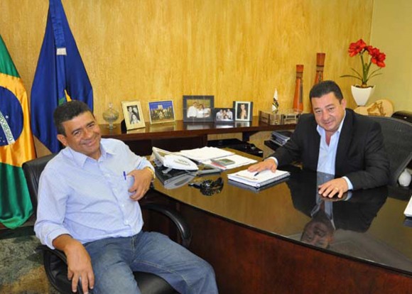 Walter Sampaio é convocado pelo governador em exercício Mauro Savi