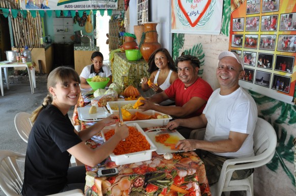 Associação vai distribuir mais de 2000 presentes no natal em Leverger