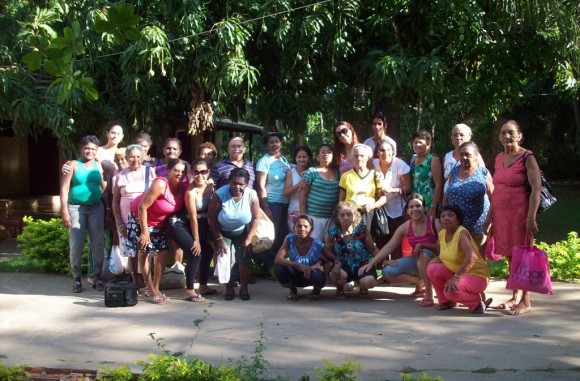 Coord de Esporte de Livramento promove passeio com idosos