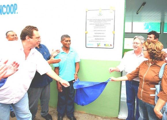 Inaugurada há 3 anos agroindústria  nunca funcionou