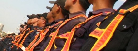 Três policiais tentam roubar distribuidora e um morre