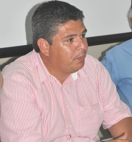 AMM - Meraldo vai administrar revolta 