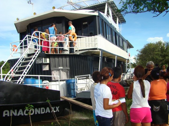 Atendimento ameniza falta de saúde pública a ribeirinhos