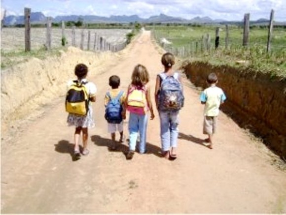 Defensoria Pública notifica Ugo pela falta de transporte escolar