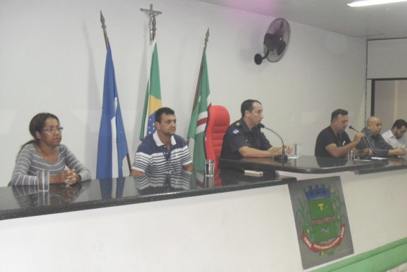 Agente Federal ministra palestra sobre drogas em Santo Antônio