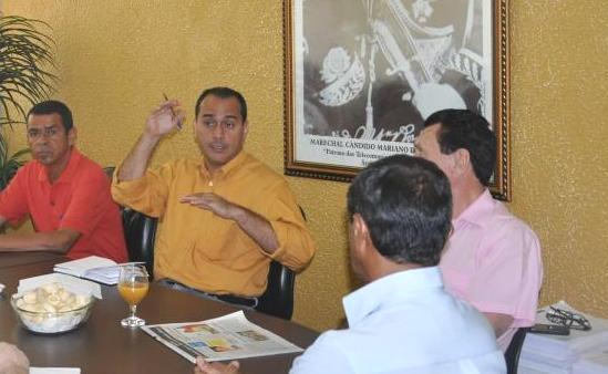 Secretário Luciano Padilha vai levar Data-Show na Sessão da Câmara