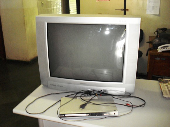 Policias militares efetuam prisão em fraglante e recuperam objetos