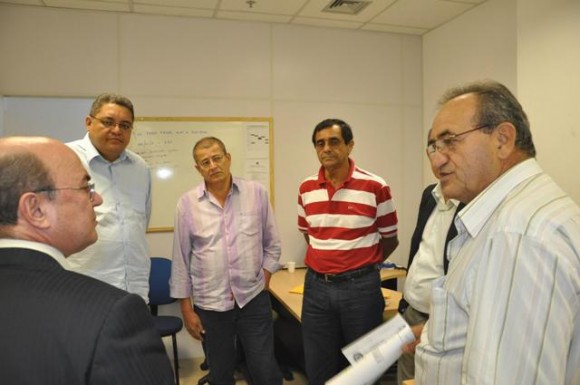 Riva se reúne com prefeito e vereadores de Santo Antônio