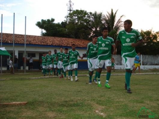 BANDEIRANTES E NOVA FRONTEIRA LIDERAM NA TABELA