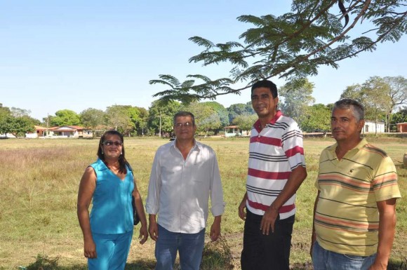 Prefeito atende indicação de vereadores para mutirão de limpeza