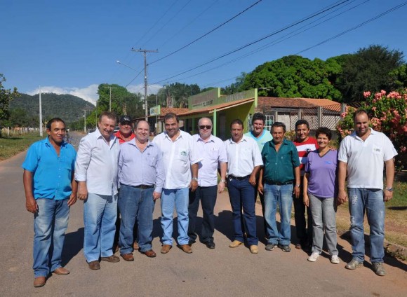 Vídeo mostra reunião entre secretário e moradores da Agrovila