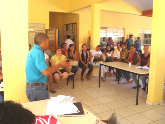 Professores paralizam na segunda dia 06 em Santo Antônio