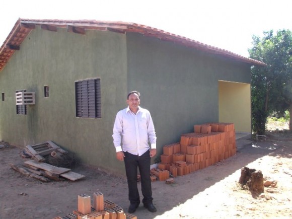 João Benedito colabora na construção da nova sede da UAMSAL