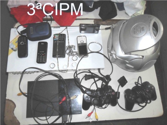 Policiais militares prendem cinco por suspeita de furto em Leverger