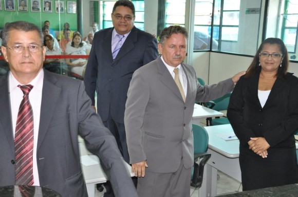 Reunião com vereadores deve mudar posicionamento de Ugo 