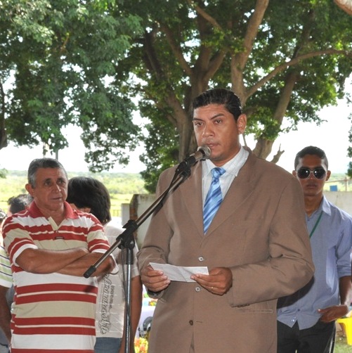 A administração de Ugo é uma 